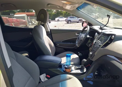 2018 Hyundai Santa Fe Sport 2.4L z USA, uszkodzony, nr VIN 5XYZT3LB5JG523510